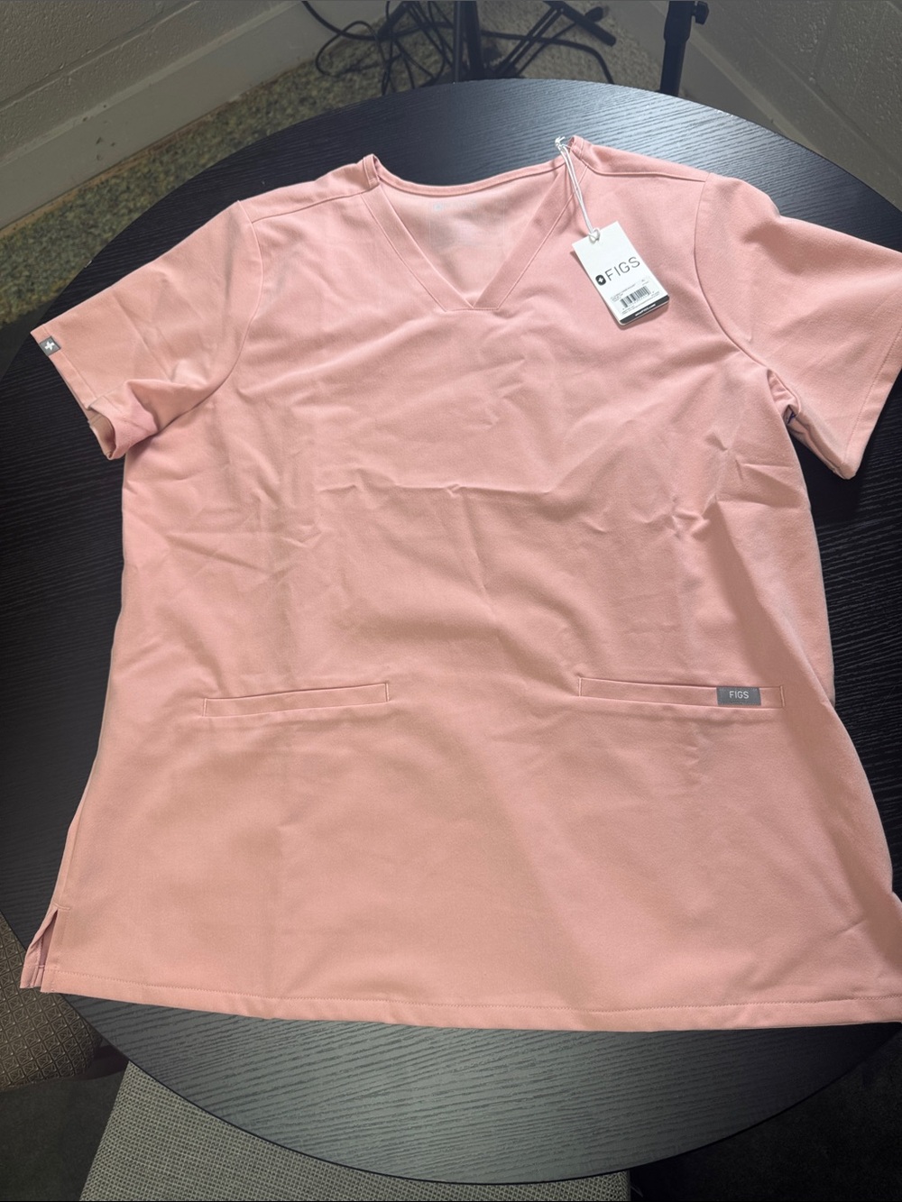 FIGS Women's Short Sleeve V-Neck Top in Dusty Rose